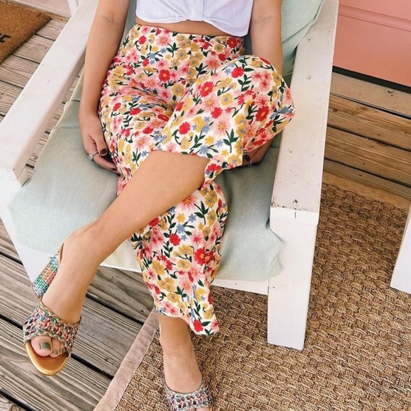 Antonio Melani The Nat Note Nellya Embroidered Floral Mesh Cropped Wide Leg Pant - Picture 2 of 12